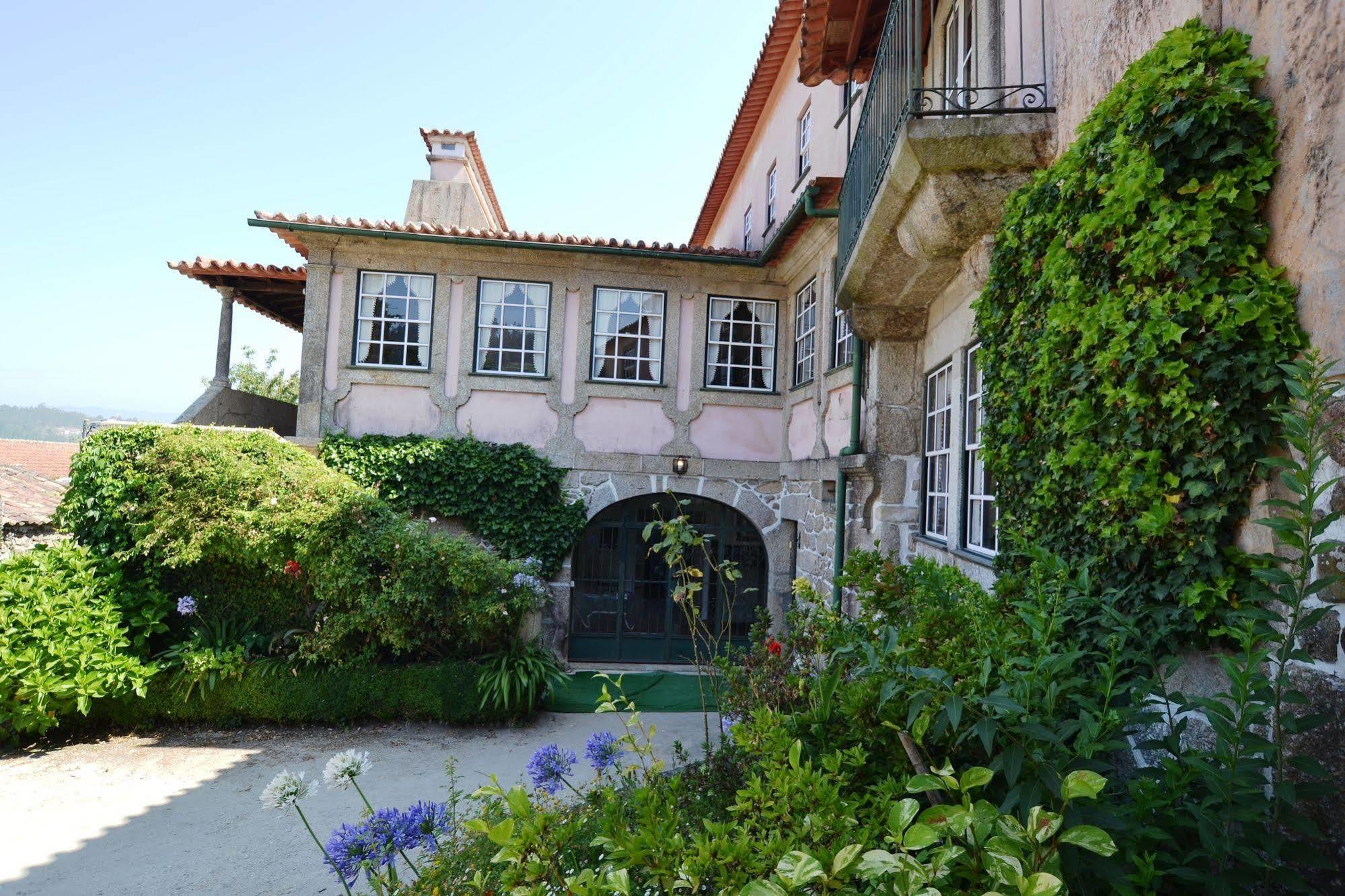 Bed and Breakfast Casa Dos Assentos De Quintiaes à Barcelos Extérieur photo