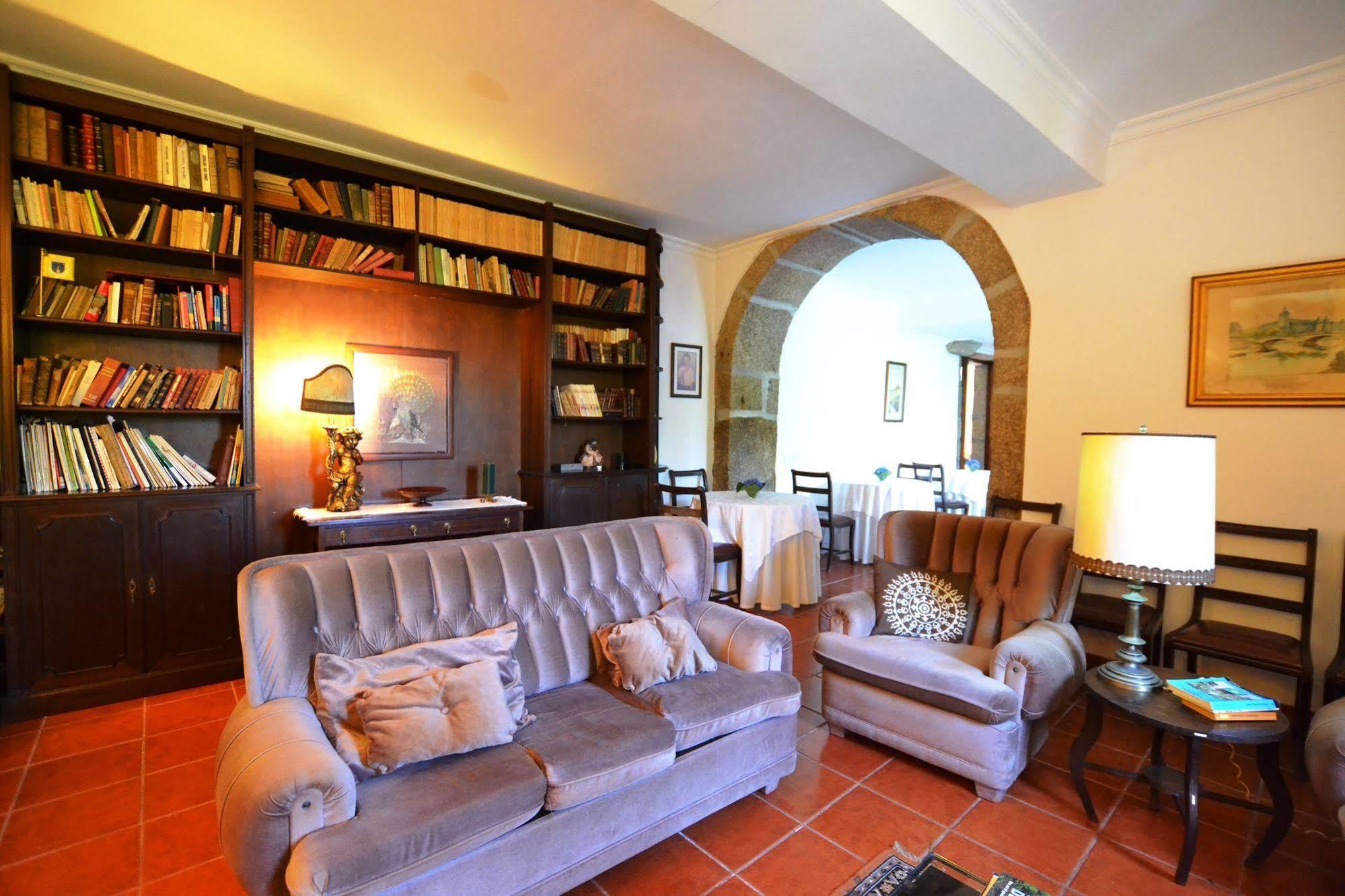 Bed and Breakfast Casa Dos Assentos De Quintiaes à Barcelos Extérieur photo