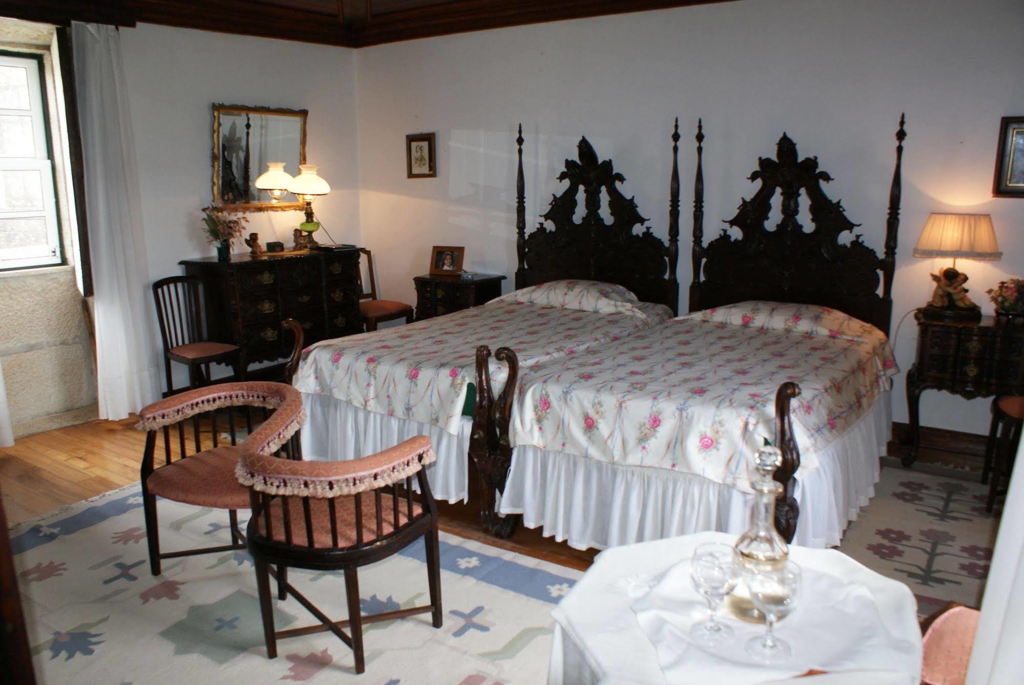 Bed and Breakfast Casa Dos Assentos De Quintiaes à Barcelos Extérieur photo